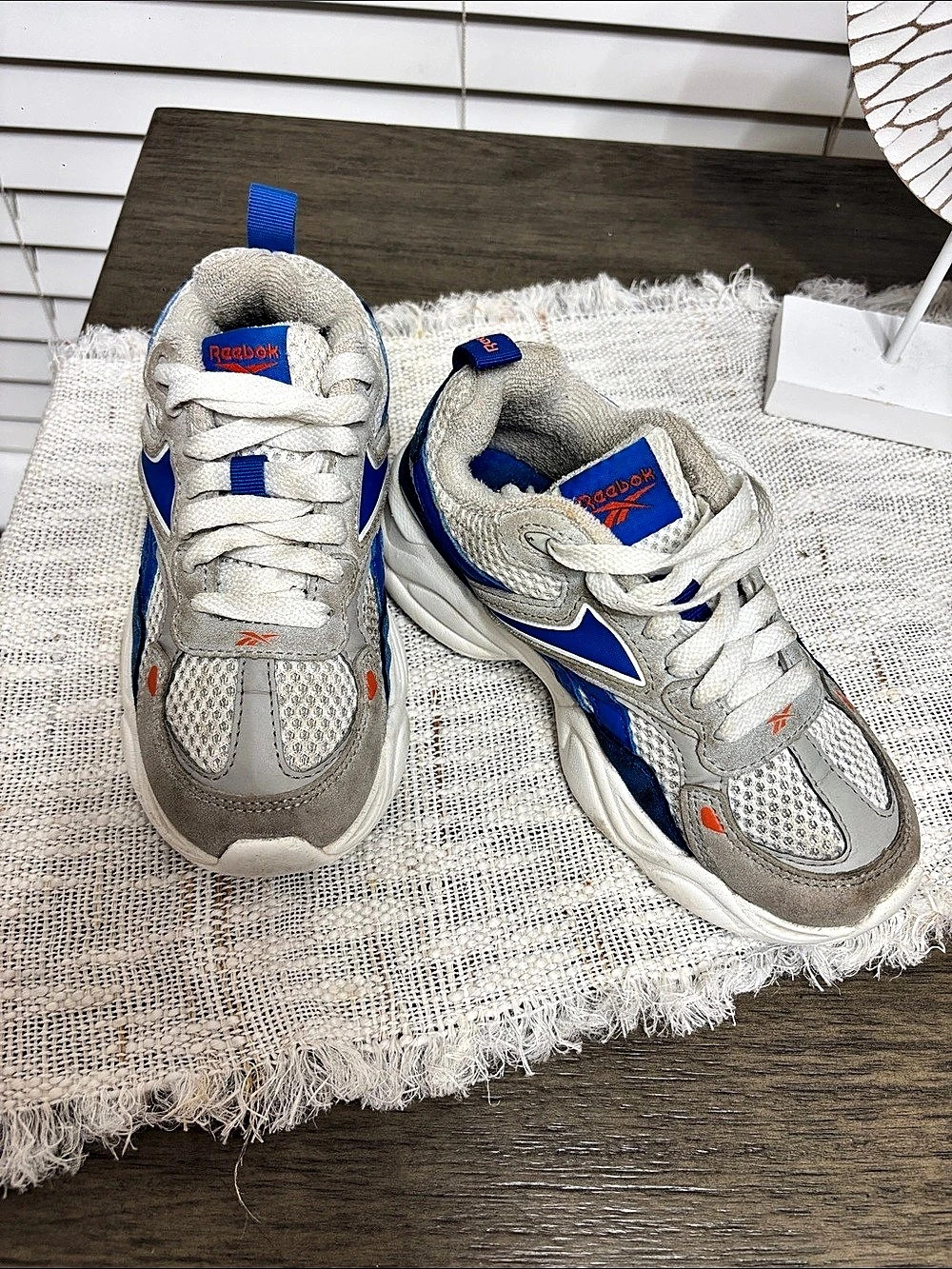 Reebok Kamikaze II Gray & Blue Sneakers Girls US 1K Good